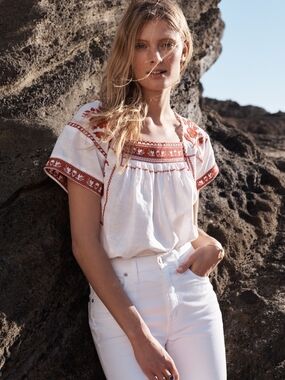 Madewell Wildfield White Peasant Blouse with Red Embroidery